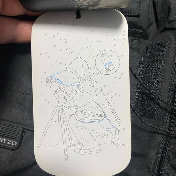 Gitzo Photography Four Season Jacket Black 2008 - Picture 4 of 16